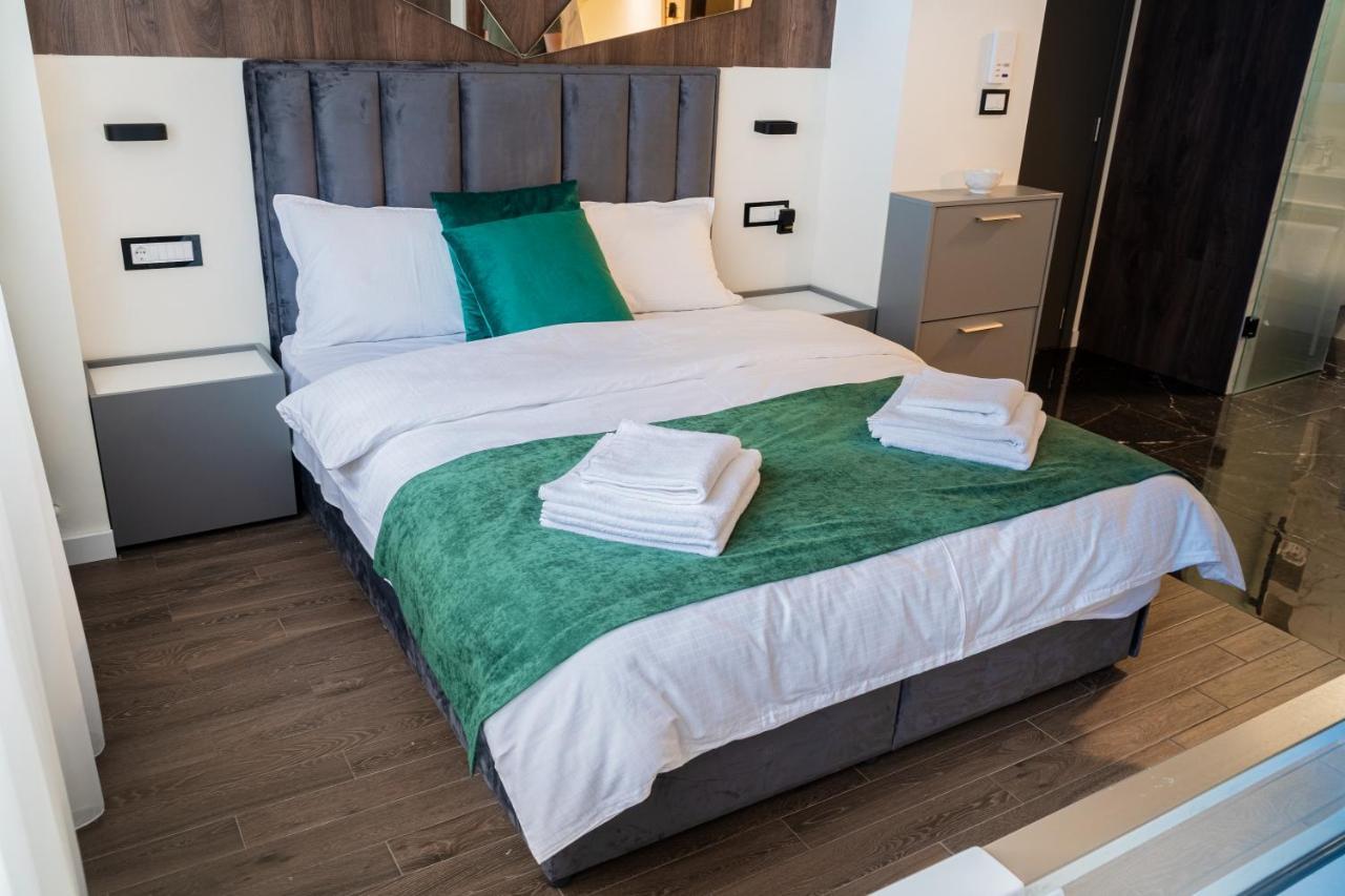 9 Nine - Luxury Apartments & Suites Belgrado Buitenkant foto