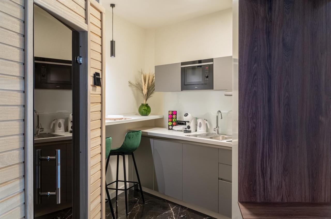 9 Nine - Luxury Apartments & Suites Belgrado Buitenkant foto