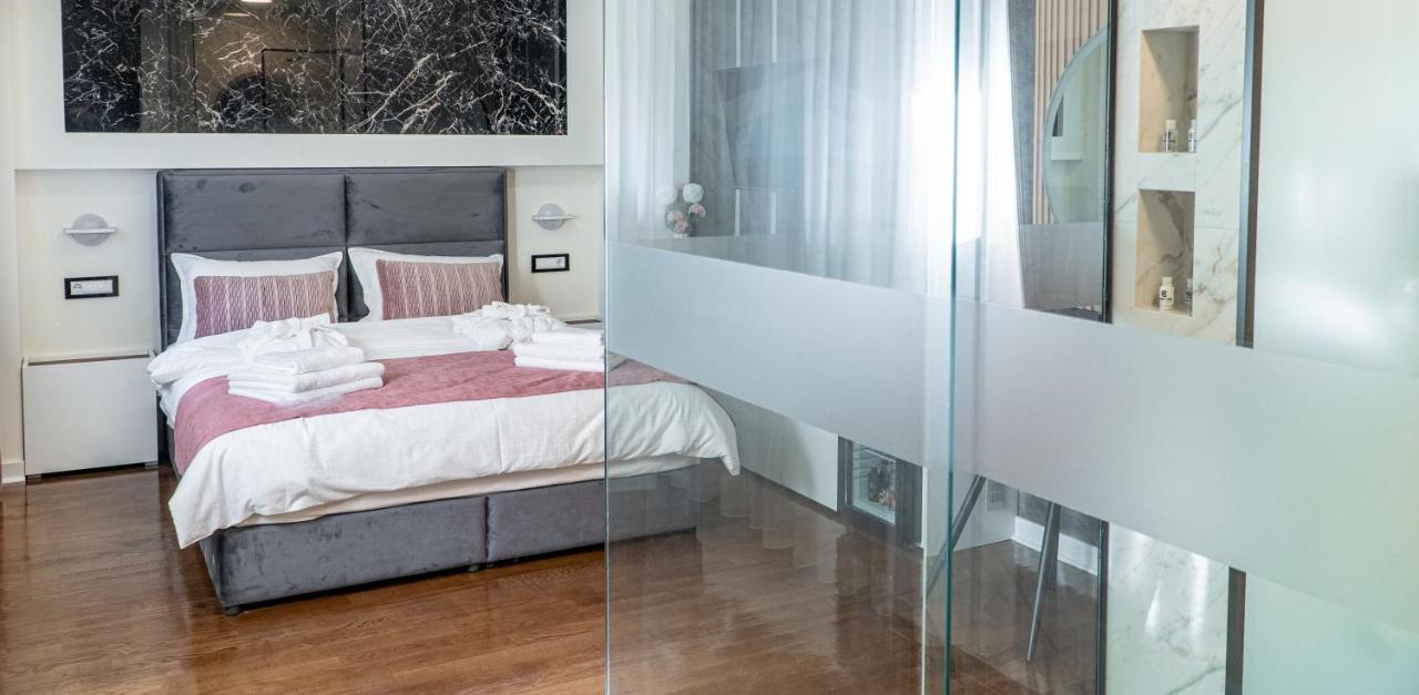 9 Nine - Luxury Apartments & Suites Belgrado Buitenkant foto